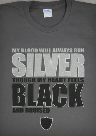 Black and Bruised (Oakland Raiders) – Men's Charcoal Gray T-shirt