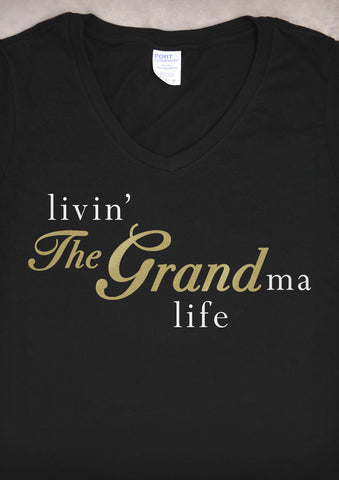 Livin' The Grandma Life – Women's Black V-neck T-shirt